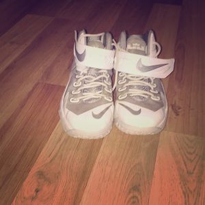 White nike Lebron soldier eights